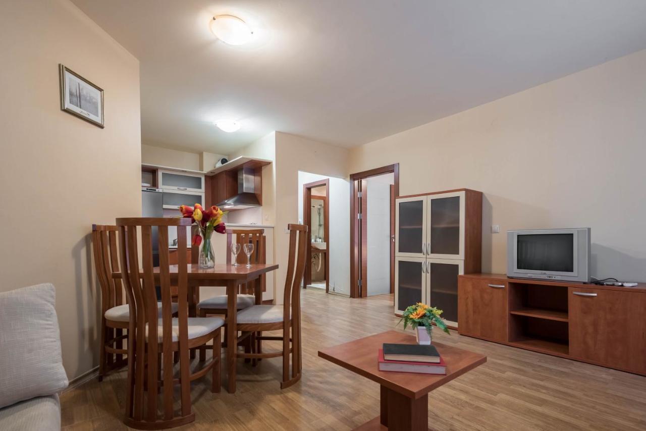 Golden Sands Rentals Apartments Kültér fotó