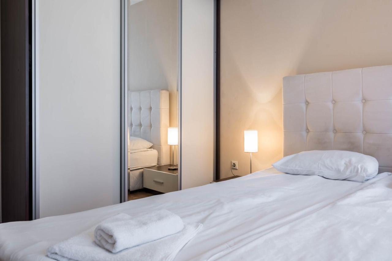 Golden Sands Rentals Apartments Kültér fotó