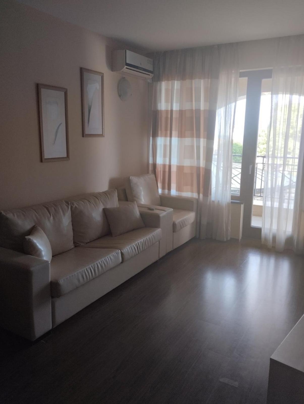 Golden Sands Rentals Apartments Kültér fotó