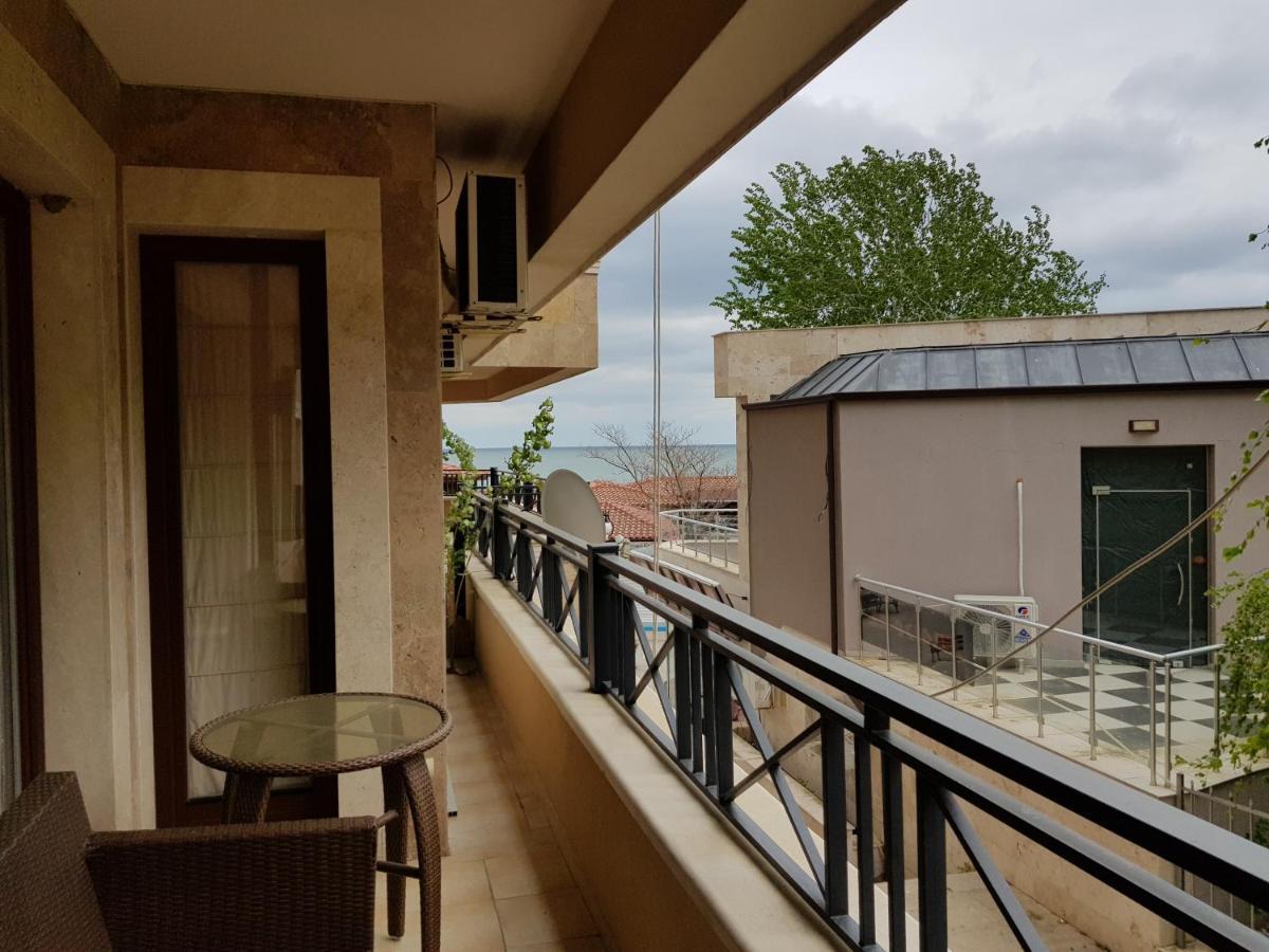 Golden Sands Rentals Apartments Kültér fotó