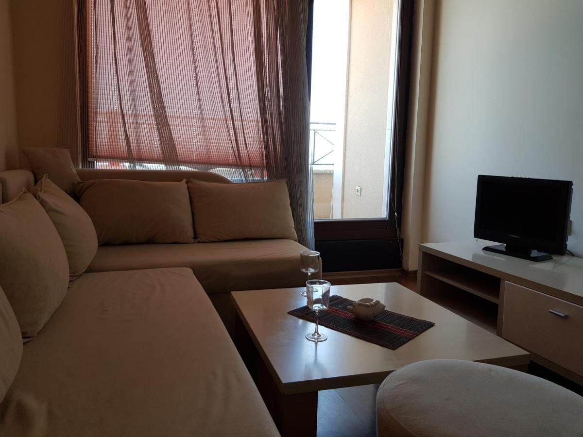 Golden Sands Rentals Apartments Kültér fotó